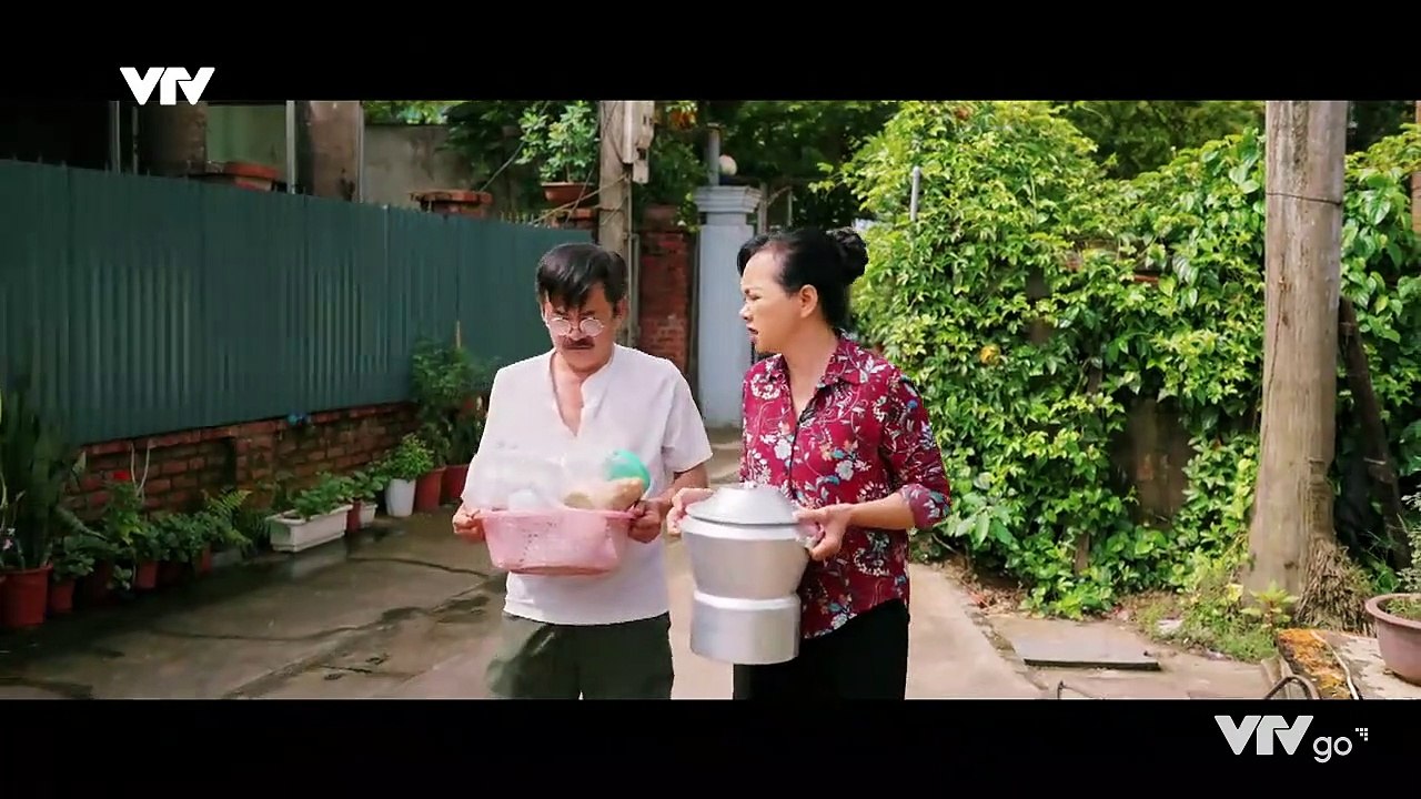 Làng trong phố - Tập 13 - Nhung cần một bờ vai nhưng Hiếu từ chối
