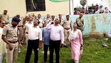 पानी की टंकी पर चढ़े दो छात्र नेता...तीन घंटे इस कदर चला हाईवोल्टेज ड्रामा