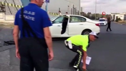 Otomobil ile servis aracı kafa kafaya çarpıştı: 13 yaralı