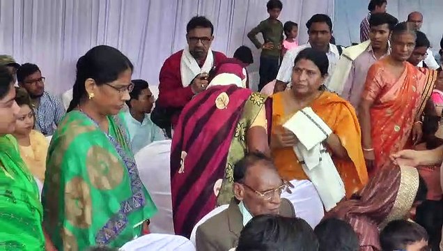 आन बान शान से लहराया तिरंगा, शहीदों को दी गई श्रद्धांजलि, सांस्कृति कार्यक्रमों का हुआ आयोजन