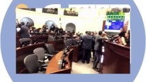 (EN VIDEO) Por falta de quorum no se puedo bajar el sueldo de congresistas