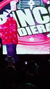 Con el payaso brincos dieras.