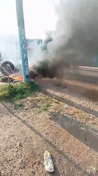 Moradores do Caximba depredam ônibus e bloqueiam rua em protesto por falta de energia elétrica