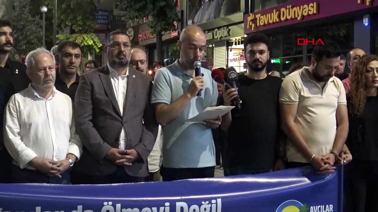 Commémoration du tremblement de terre du 17 août à Avcılar