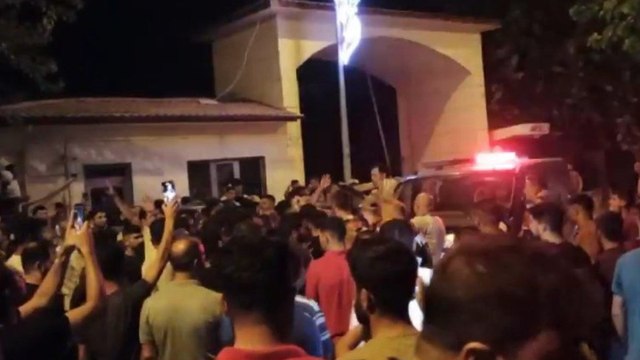 Suriyeli gerginliği: İstismar iddiası ilçeyi sokağa döktü