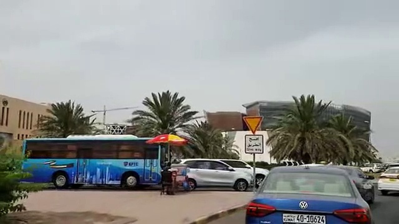 898 - قصة النائب و السياره السوداء !! سوالف طريق