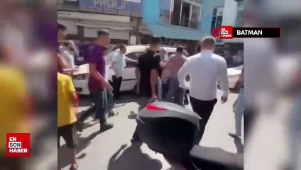 Batman’da kaçak sigara satan ve gözaltına alınan şüphelinin ailesi polise engel olmak istedi