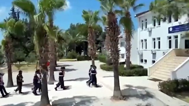 5'i yabancı toplam 39 göçmen kaçakçılığı organizatörü yakalandı, 26'sı tutuklandı