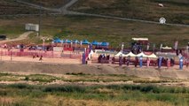 KAYSERİ - Erciyes'te plaj voleybolu turnuvası başladı