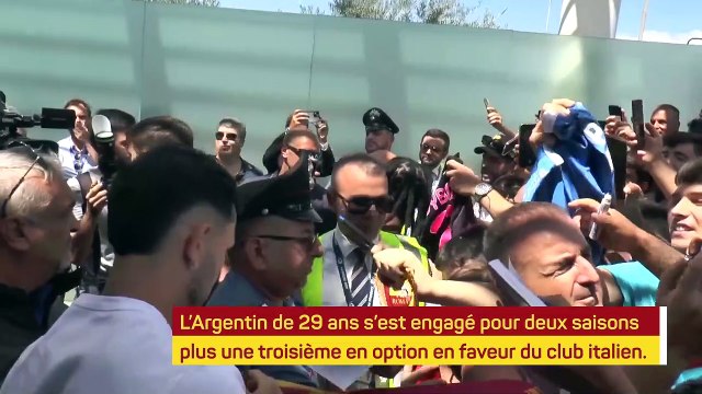 Renato Sanches et Leandro Paredes accueillis par une foule en délire à Rome