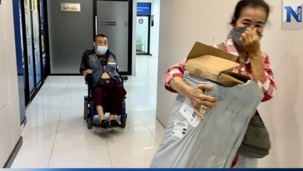 หนุ่มใหญ่นั่งวีลแชร์ ร้อง ปคบ. สั่งซื้อออนไลน์ แต่ได้ไม่ตรงปก