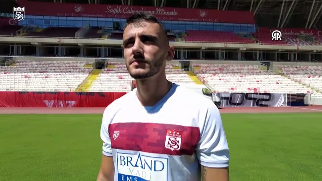 SİVAS - EMS Yapı Sivasspor, Yunan stoper Achilleas Poungouras'ı transfer etti