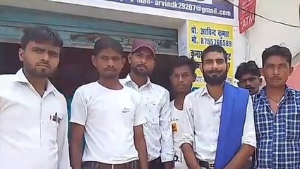 बरेली: भीम आर्मी के कार्यकर्ताओं ने पुलिस पर लगाया अभद्रता का आरोप है, सीओ से शिकायत