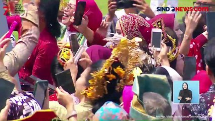 Putri Ariani Menyanyikan Lagu Rungkad, Iriana Jokowi dan Peserta Upacara Auto Joget