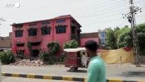 Pakistan, i segni dell'assalto vandalico alla chiesa dell'Esercito della Salvezza a Jaranwala
