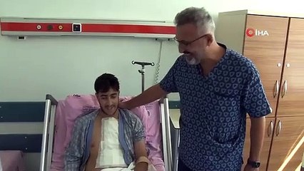 Un garçon de 16 ans avec une artère carotide rompue s'accroche à la vie avec un diagnostic précoce