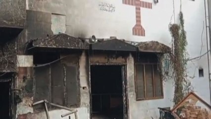 Pakistan, incendiate chiese cristiane dopo le accuse di blasfemia