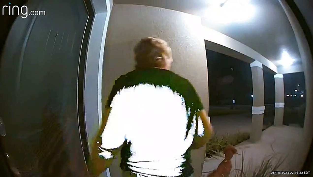 Woman screams as huge bear lunges at her dog on doorstep