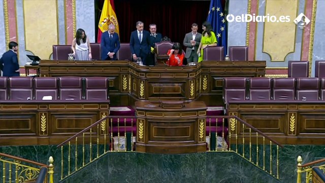 Cristina Narbona corrige los votos a favor de Cuca Gamarra para la presidencia de la mesa del Congreso