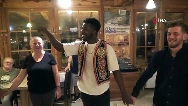 Rize'nin Ganalı Laz uşağı sosyal medya fenomeni oldu