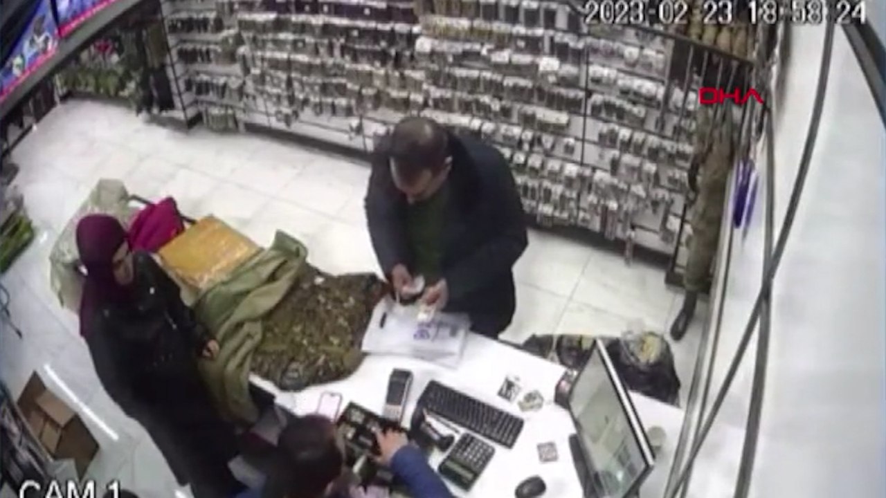 Döviz bozdurma bahanesiyle 14 bin dolar çaldı