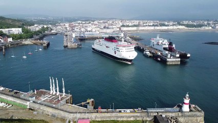 Manxman departs Douglas