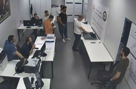 İranlı yolcunun iç çamaşırından pırlanta çıktı