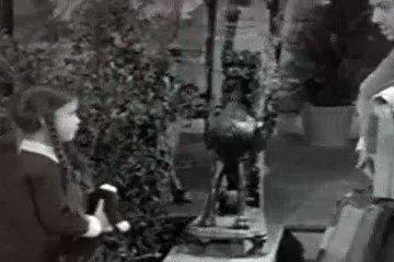 The Addams Family Season 1 Episode 14 Art And The Addams Family