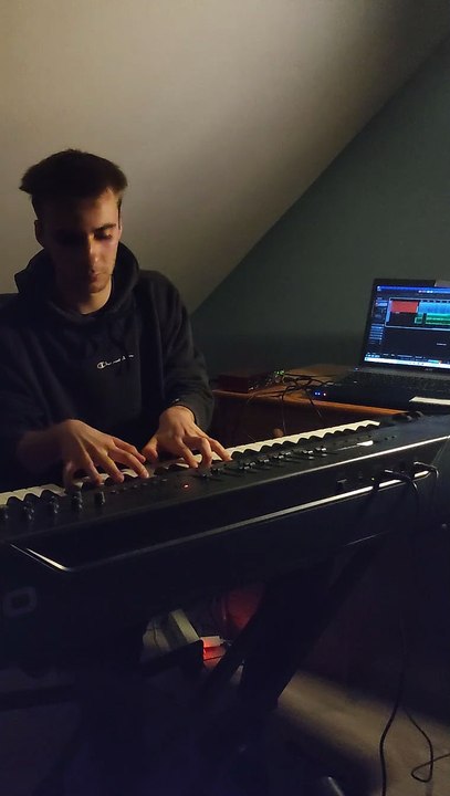 solo on "Greener" 