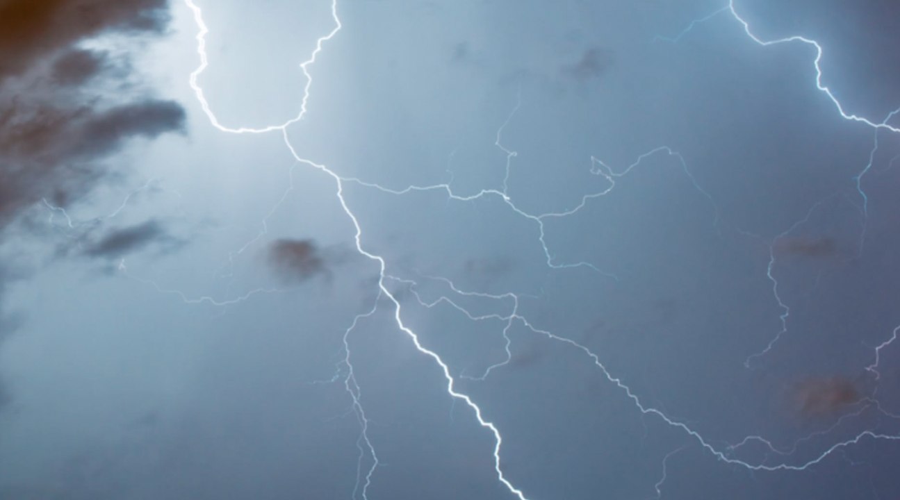 Blitzeinschlag kostet Frau das Leben