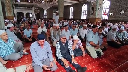Commémoration de ceux qui ont perdu la vie lors de l'anniversaire du tremblement de terre du 17 août à Marmara