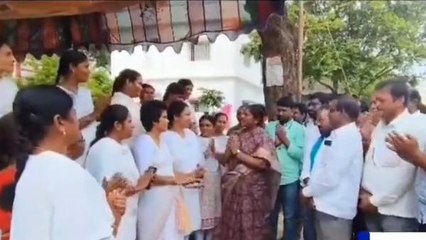ములుగు: ఏఎన్ఎంల సమ్మెకు మద్దతు తెలిపిన ఎమ్మెల్యే సీతక్క