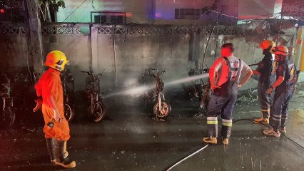 ฝนตกหนัก หม้อแปลงระเบิด ลามไหม้มอเตอร์ไซค์เสียหายเพียบ