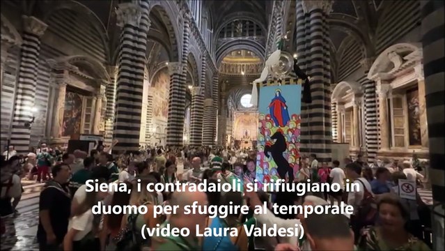 Maltempo: grandinata sulla collina pistoiese, temporale sui festeggiamenti post Palio a Siena