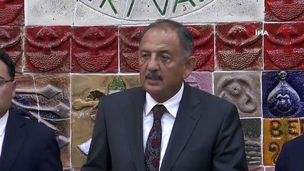 Ministre Özhaseki：Nous nous efforçons de ramener nos citoyens touchés par le tremblement de terre dans leurs foyers sûrs.