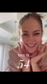 Jennifer Lopez struccata a 54 anni