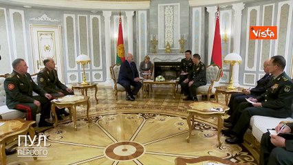 Lukashenko riceve a Minsk il ministro della Difesa cinese