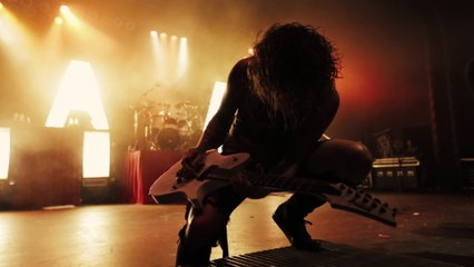 Asking Alexandria - Moving On