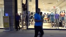 Malatya'da alışveriş mağazasında çıkan kavgada bir kişi yaralandı