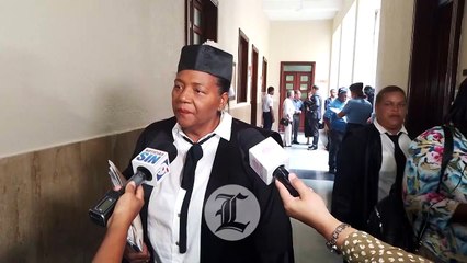 Disponen orden de alejamiento e impedimento salida para exesposo de embajadora acusado de agresión