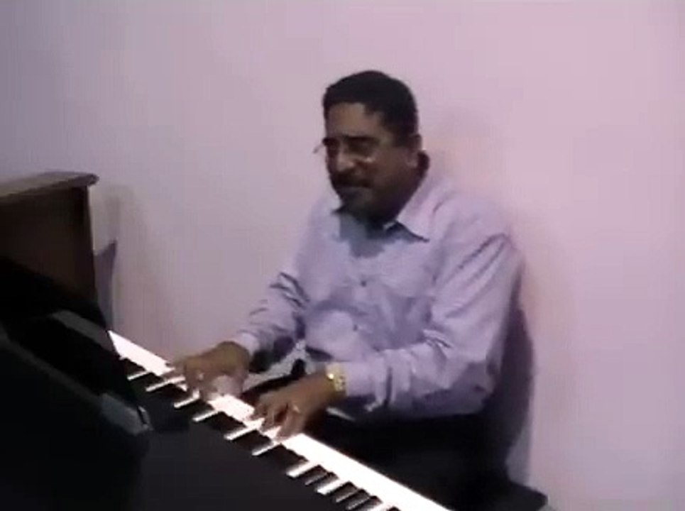 பாடல் - திருப்பாதம் நம்பி வந்தேன் Tamil Christian Song by Suresh