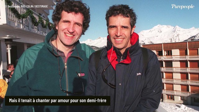 VIDEO Julien Clerc sur scène, il rend hommage à son frère décédé : Je vais chanter. Chanter pour lui dire que je l'aime
