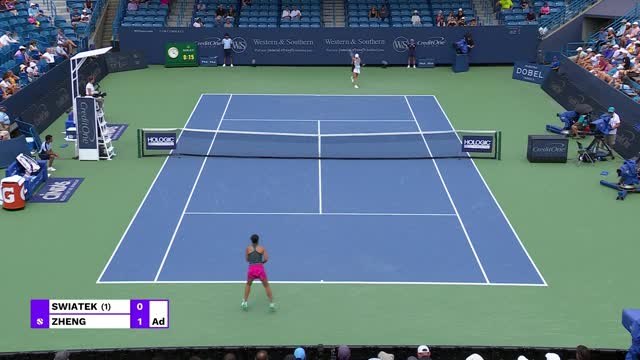 CLEAN: Swiatek fights back to set up Vondrousova showdown