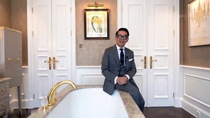 07 - The elegant style is to have the toilet hidden from view during bathing - Phong cách sang trọng là tắm không được nhìn thấy bồn cầu