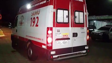 Após machucar pé correndo da polícia, homem é atendido pelo Samu na Delegacia