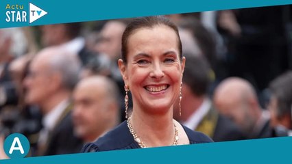 Carole Bouquet, grand mère gaga  Ses deux amours Gaïa et Paloma dans un décor de rêve, rare momen