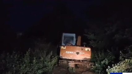 కాకినాడ: జిల్లాలో రెచ్చిపోతున్న అక్రమార్కులు..రాత్రులు గుట్టు చప్పుడు కాకుండా..!