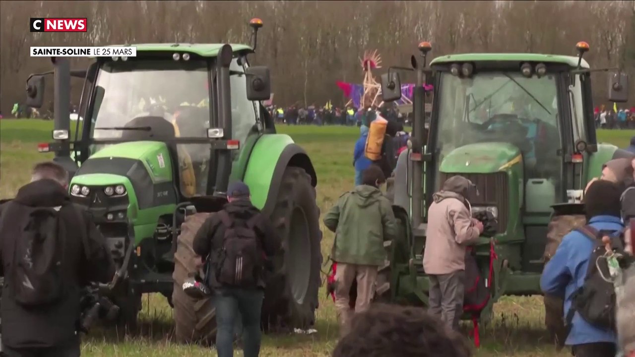 Un convoi de l'eau vers Paris