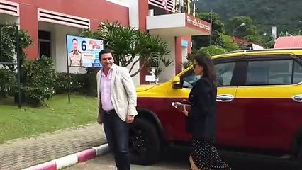 La madre de Daniel Sancho y personal de la Embajada de España le visitan de nuevo en prisión
