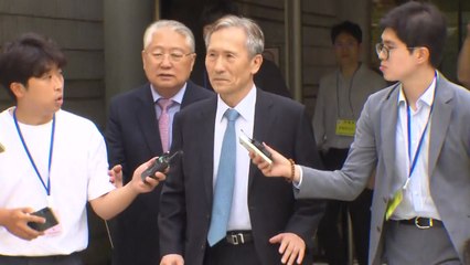 '댓글 공작' 김관진 파기환송심 징역 2년...법정구속 면해 / YTN